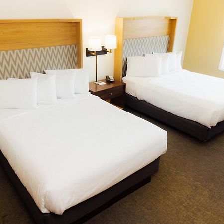 Holiday Inn & Suites - Hopkinsville - Convention Ctr By Ihg Ngoại thất bức ảnh