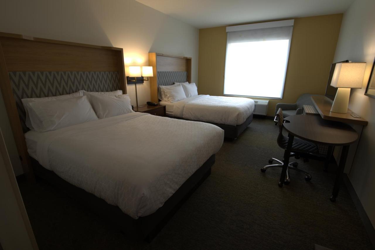 Holiday Inn & Suites - Hopkinsville - Convention Ctr By Ihg Ngoại thất bức ảnh